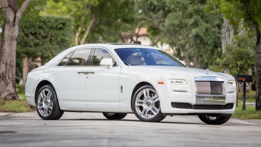 2016 Rolls-Royce Ghost 1st Gen - Image 12 of 21