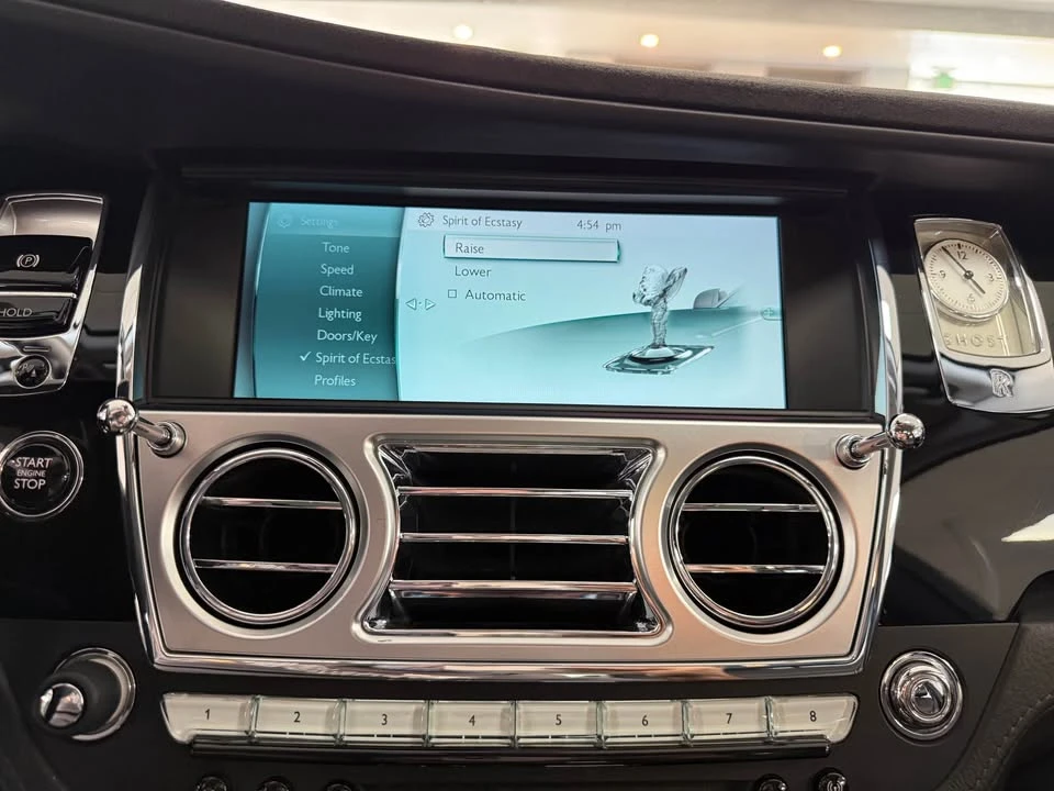 2016 Rolls-Royce Ghost 1st Gen - Image 17 of 20