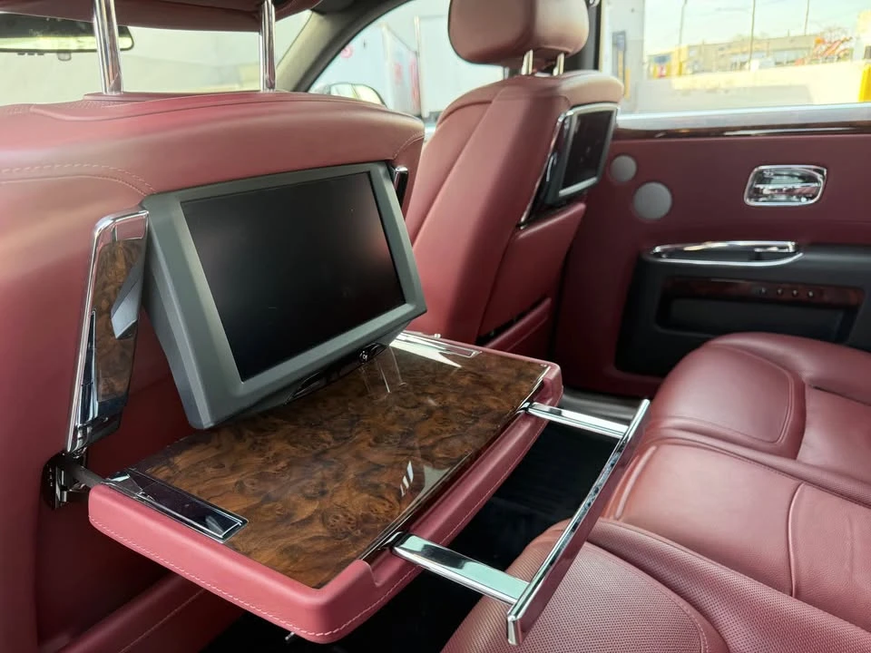 2016 Rolls-Royce Ghost 1st Gen - Image 15 of 19