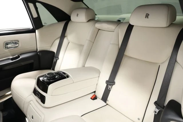 2016 Rolls-Royce Ghost 1st Gen - Image 3 of 12