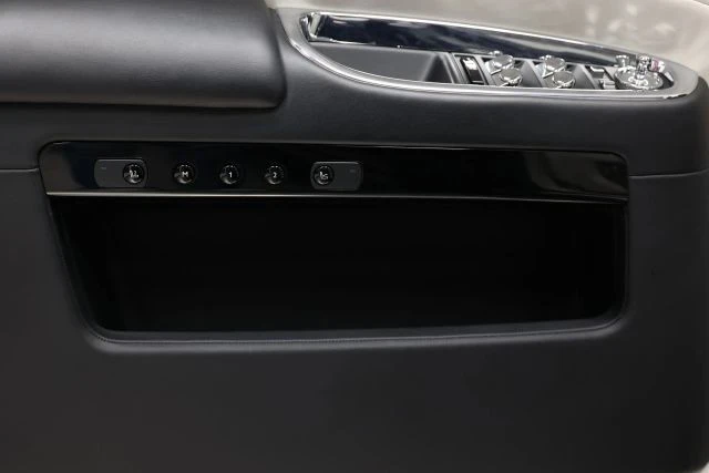 2016 Rolls-Royce Ghost 1st Gen - Image 12 of 12