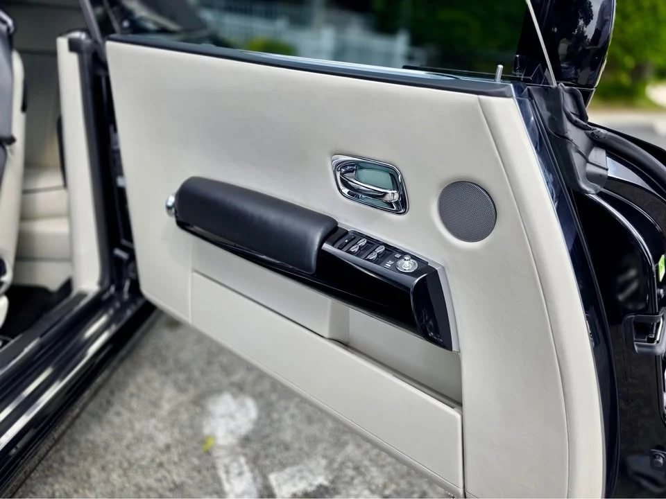 2016 Rolls-Royce Phantom VII - Image 9 of 17