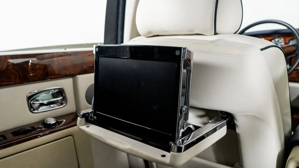 2016 Rolls-Royce Phantom VII - Image 15 of 20