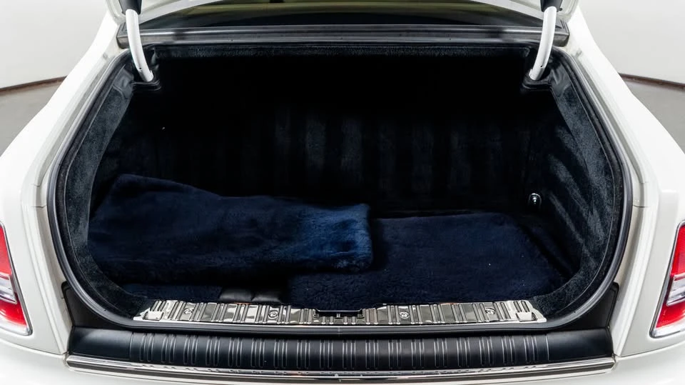 2016 Rolls-Royce Phantom VII - Image 19 of 20