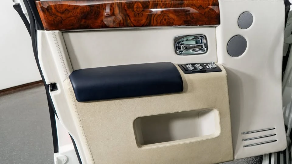 2016 Rolls-Royce Phantom VII - Image 13 of 20