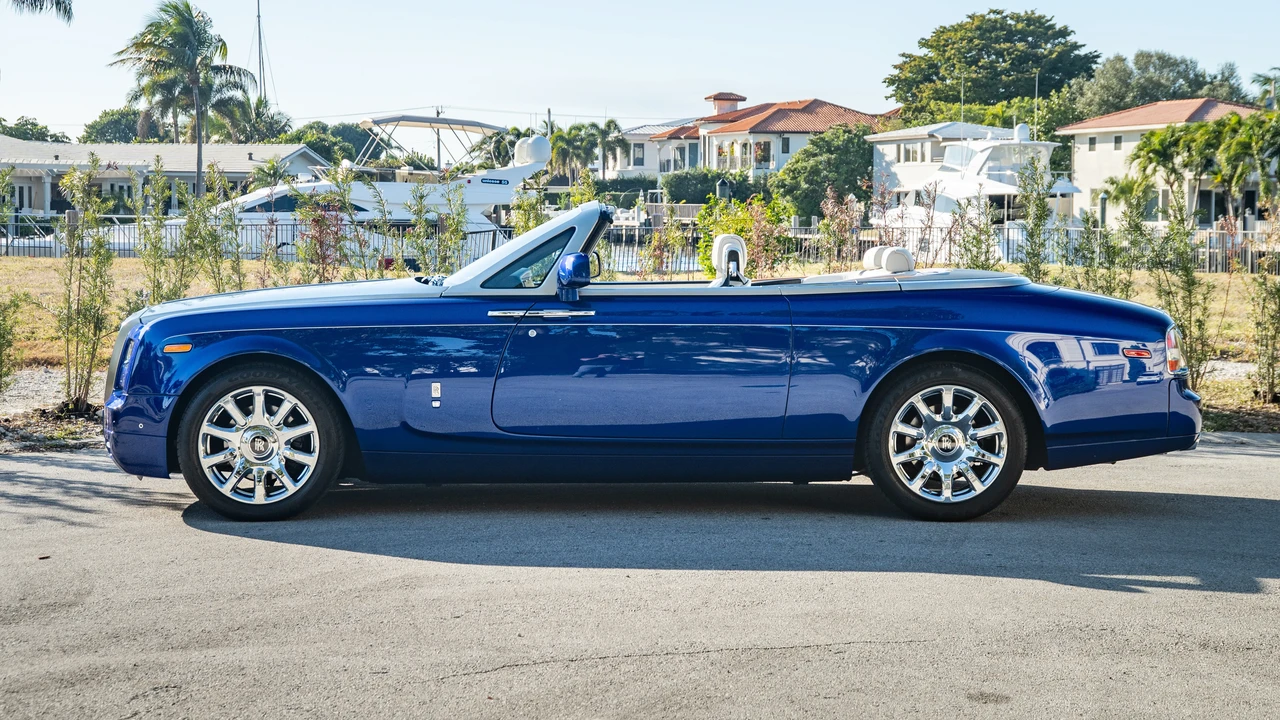 2016 Rolls-Royce Phantom VII - Image 5 of 31