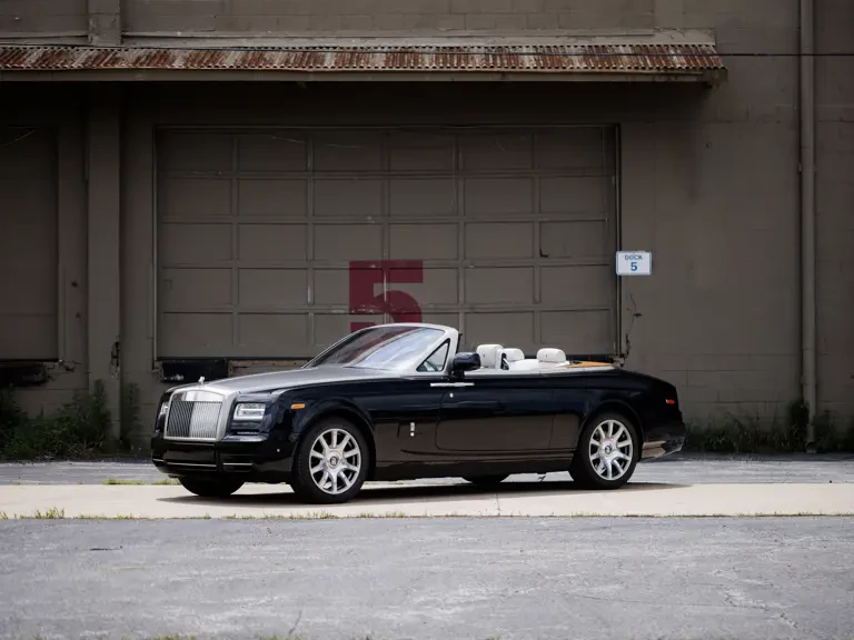 2016 Rolls-Royce Phantom VII - Image 2 of 31