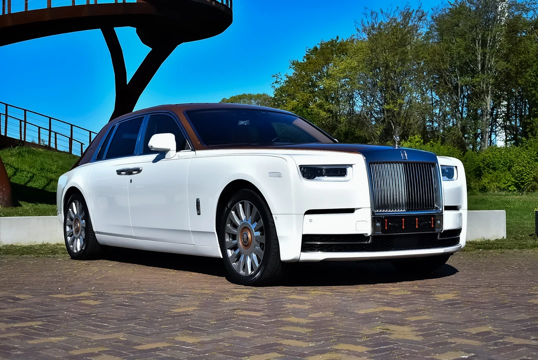 2016 Rolls-Royce Phantom VII - Image 7 of 16