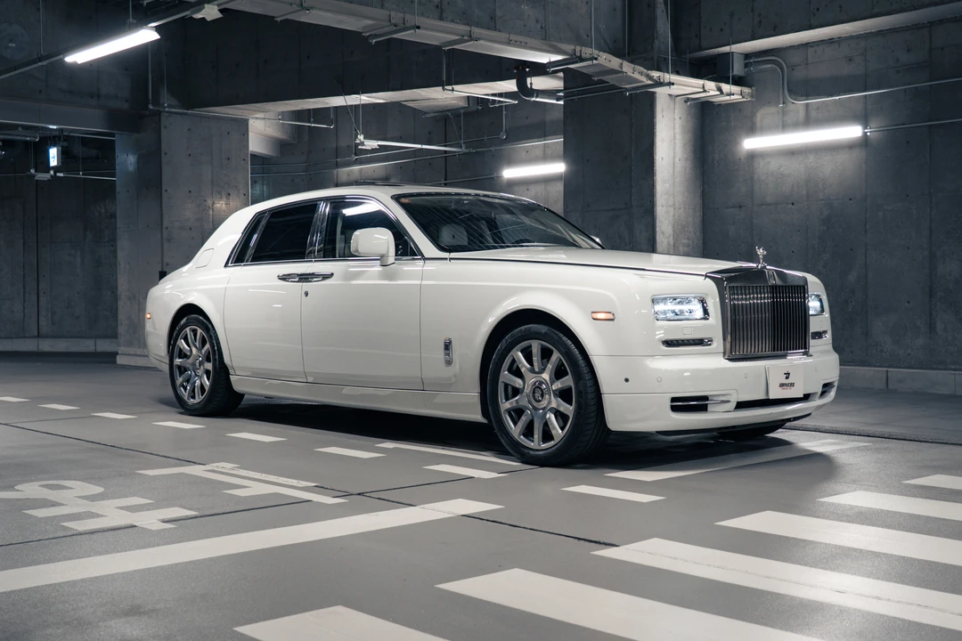2016 Rolls-Royce Phantom VII - Image 9 of 16