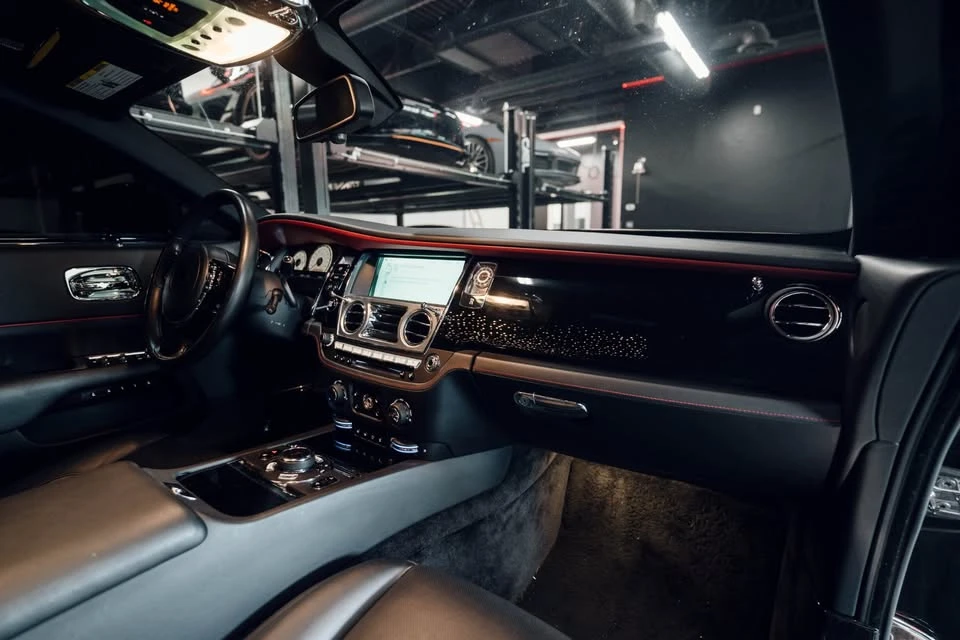 2016 Rolls-Royce Wraith 2nd Gen - Image 13 of 19