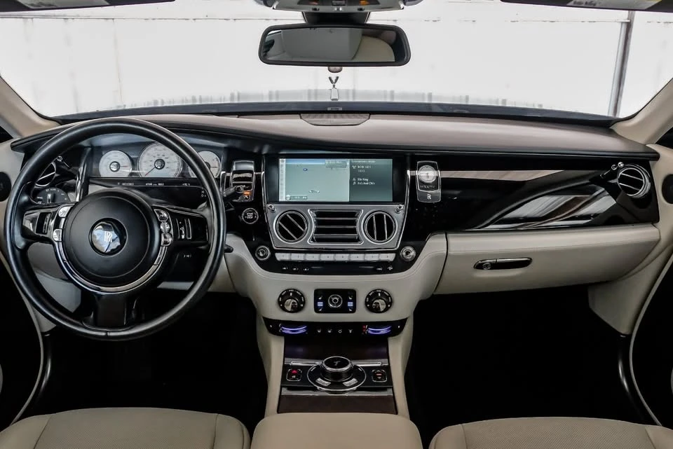 2016 Rolls-Royce - Image 10 of 18