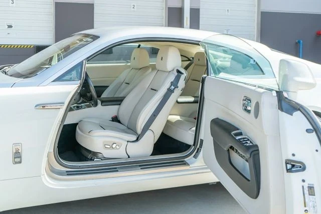 2016 Rolls-Royce Wraith 2nd Gen - Image 9 of 21