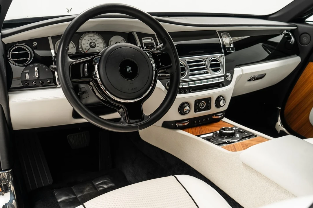 2016 Rolls-Royce Wraith 2nd Gen - Image 13 of 21