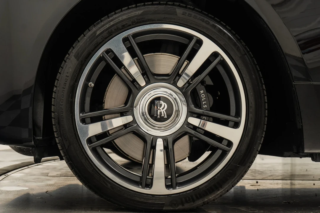 2016 Rolls-Royce Wraith 2nd Gen - Image 10 of 12
