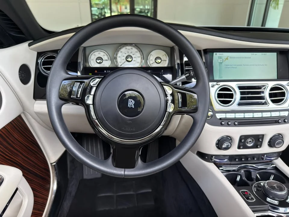 2016 Rolls-Royce Dawn - Image 16 of 18