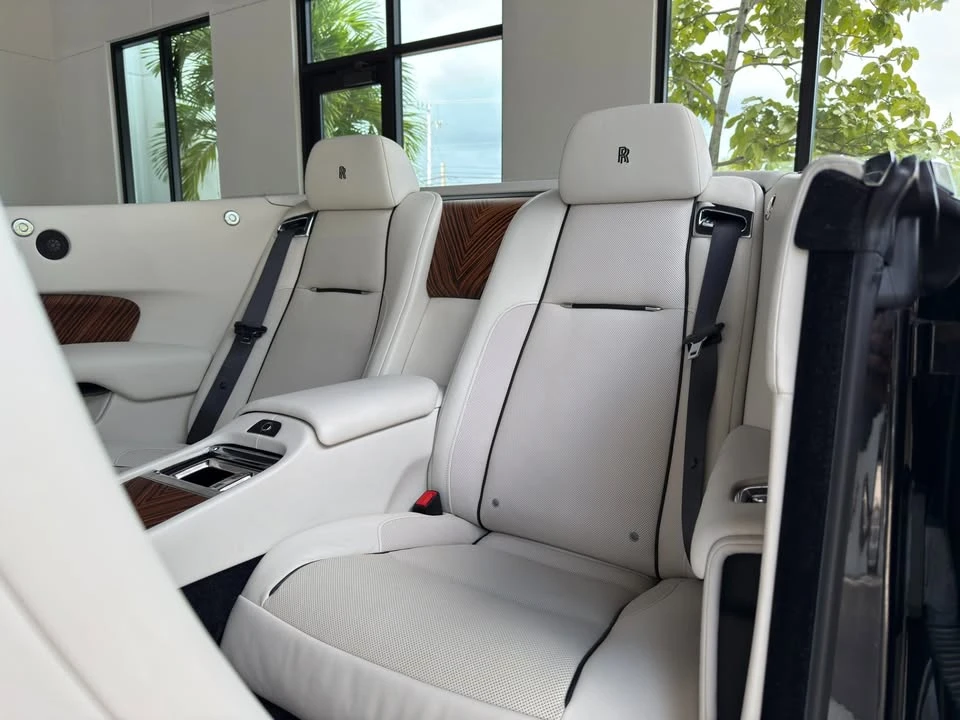 2016 Rolls-Royce Dawn - Image 12 of 18