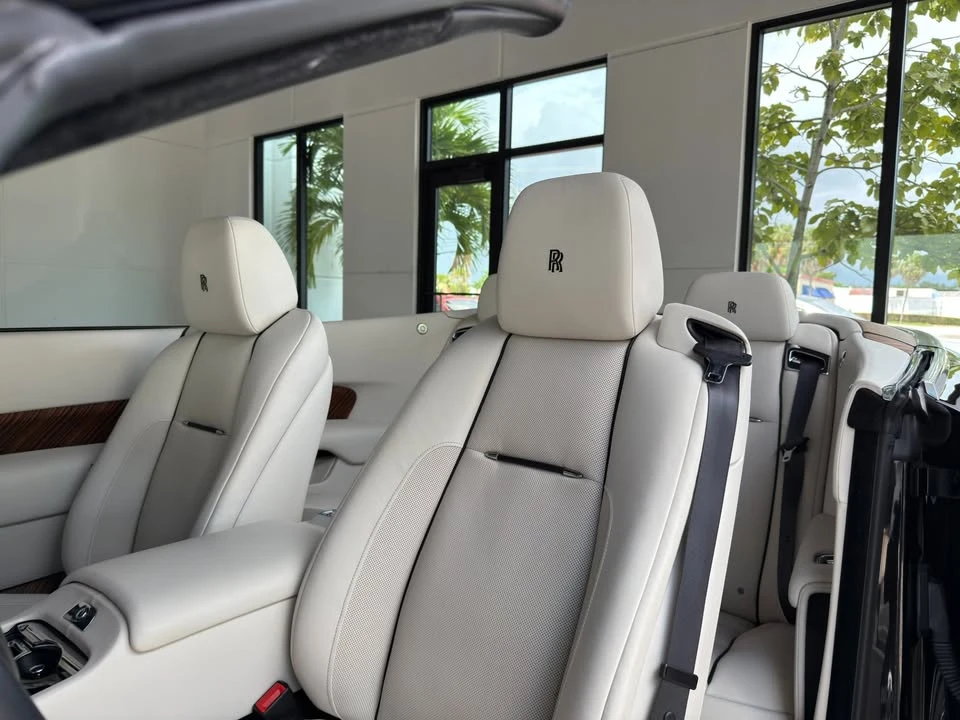 2016 Rolls-Royce Dawn - Image 11 of 18
