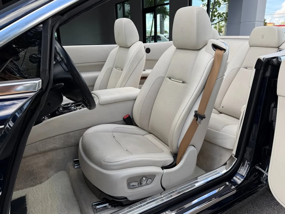 2016 Rolls-Royce Dawn - Image 16 of 20
