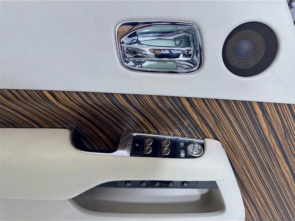 2016 Rolls-Royce Dawn - Image 12 of 20