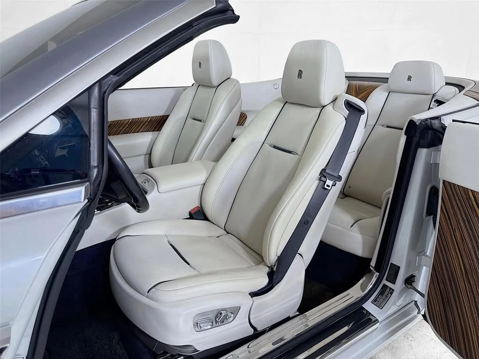 2016 Rolls-Royce Dawn - Image 10 of 20