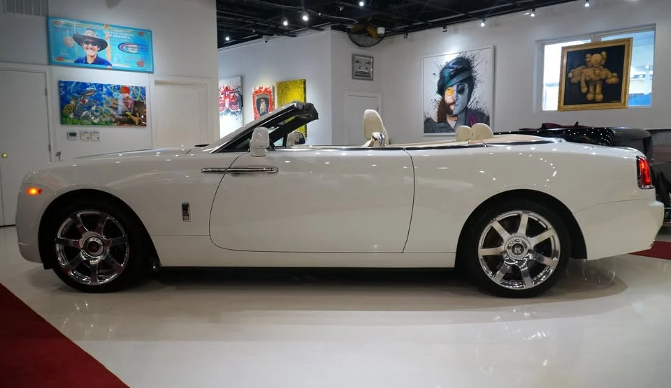2016 Rolls-Royce Dawn - Image 11 of 20