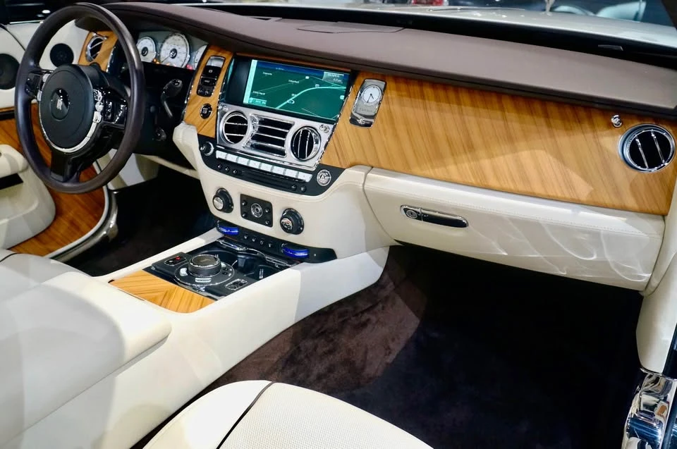 2016 Rolls-Royce Dawn - Image 10 of 20