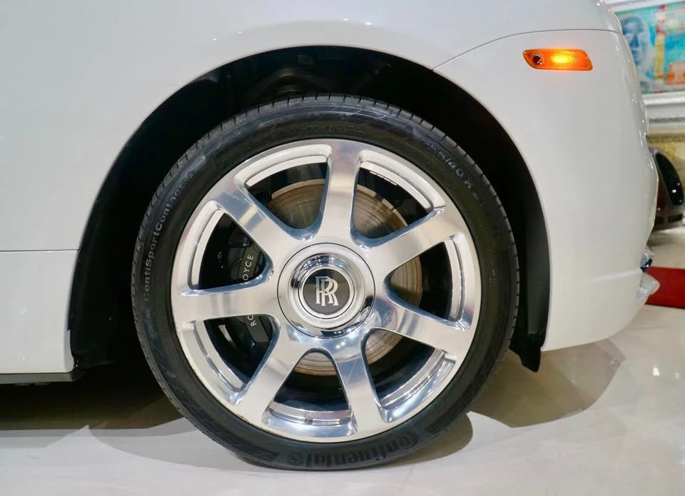2016 Rolls-Royce Dawn - Image 5 of 20
