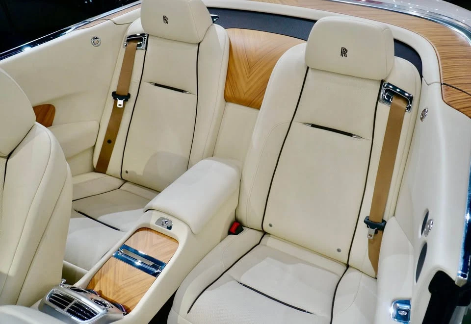 2016 Rolls-Royce Dawn - Image 16 of 20