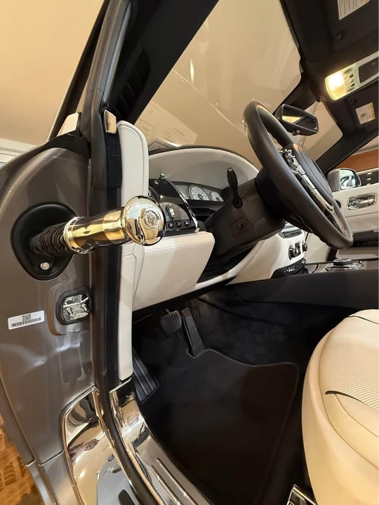 2016 Rolls-Royce Dawn - Image 16 of 21