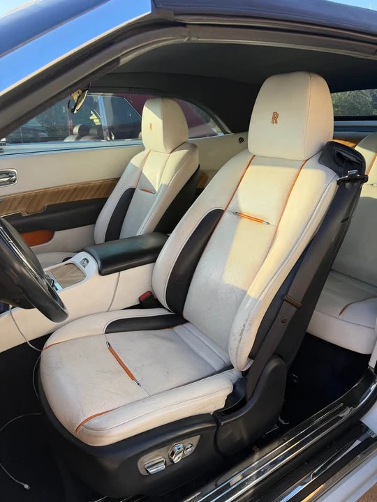 2016 Rolls-Royce Dawn - Image 2 of 11