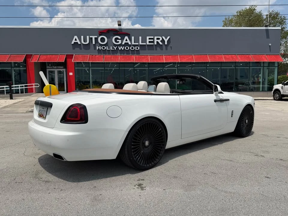2016 Rolls-Royce Dawn - Image 2 of 11