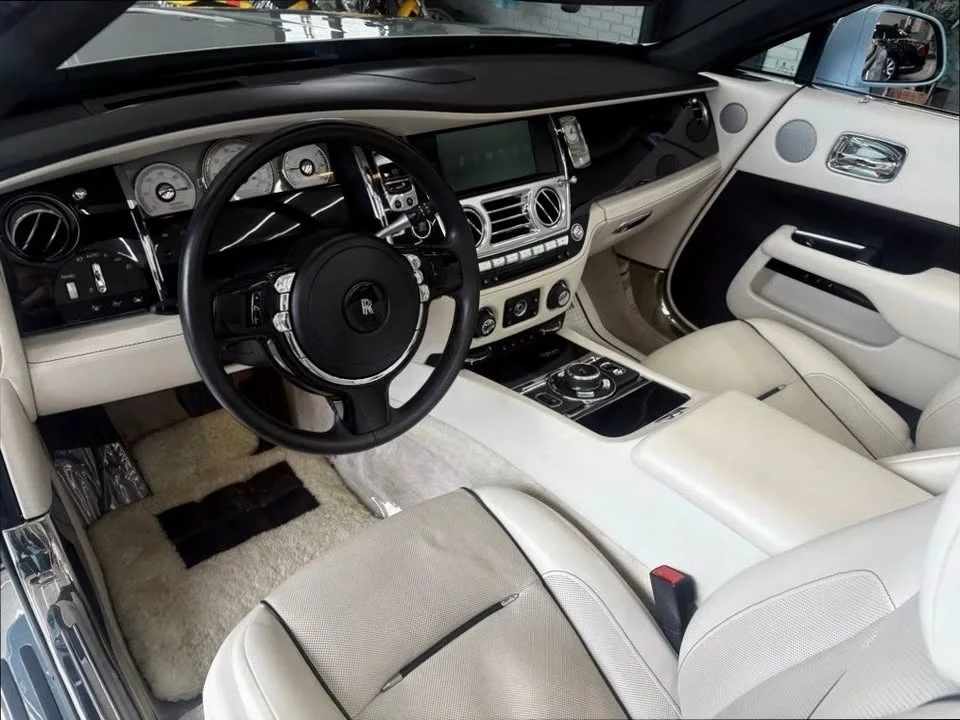 2016 Rolls-Royce Dawn - Image 15 of 20
