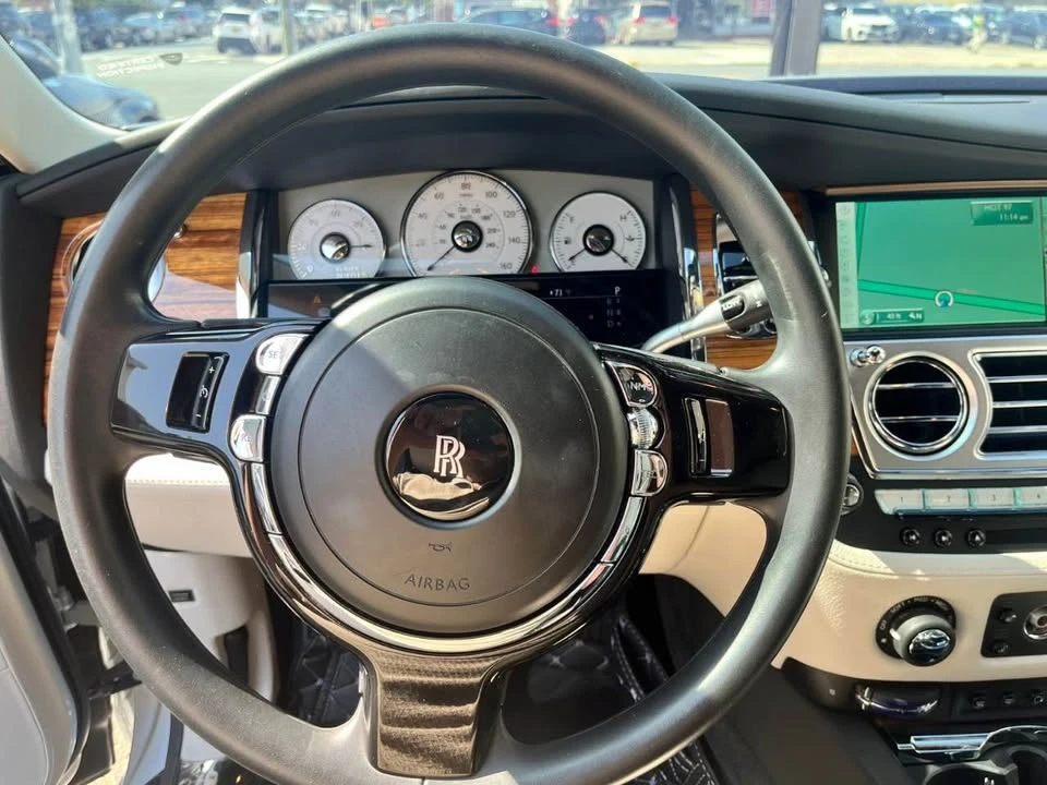 2016 Rolls-Royce Ghost 1st Gen - Image 15 of 18