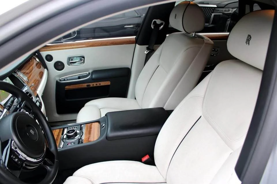 2016 Rolls-Royce Ghost 1st Gen - Image 16 of 18
