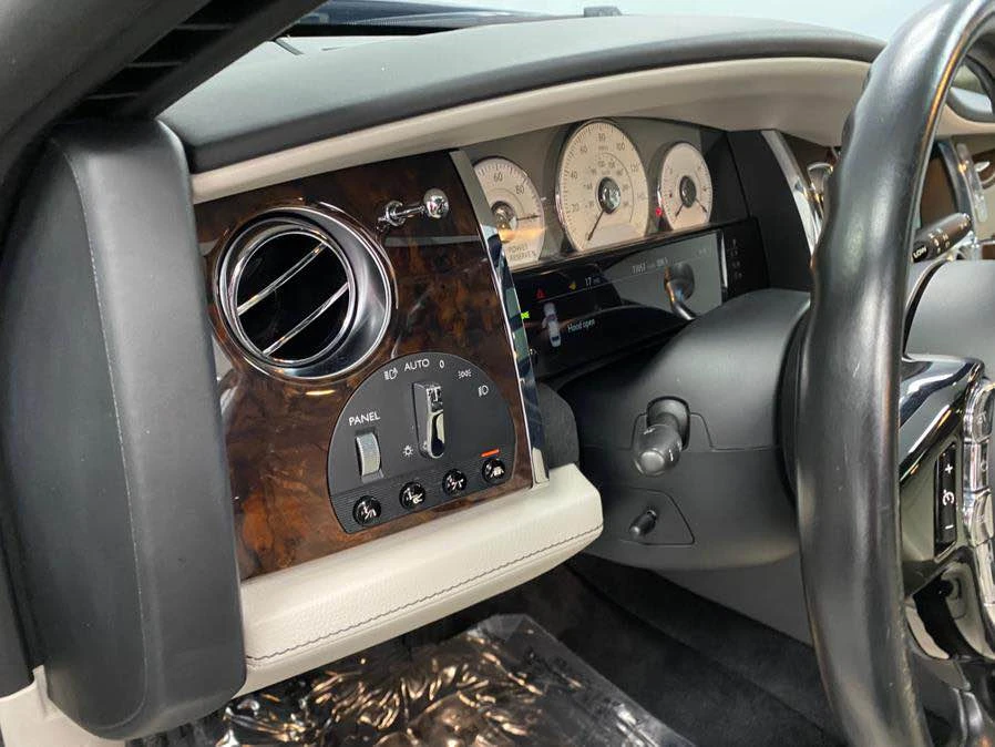 2016 Rolls-Royce Ghost 1st Gen - Image 13 of 18