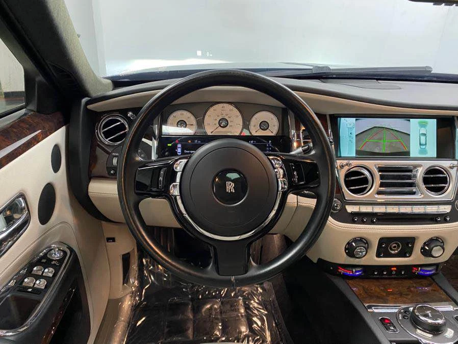 2016 Rolls-Royce Ghost 1st Gen - Image 14 of 18