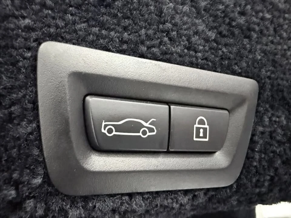 2016 Rolls-Royce Ghost 1st Gen - Image 19 of 20