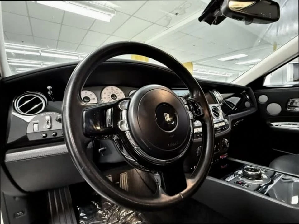 2016 Rolls-Royce Ghost 1st Gen - Image 9 of 12