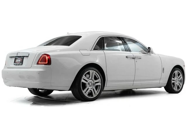 2016 Rolls-Royce Ghost 1st Gen - Image 4 of 9