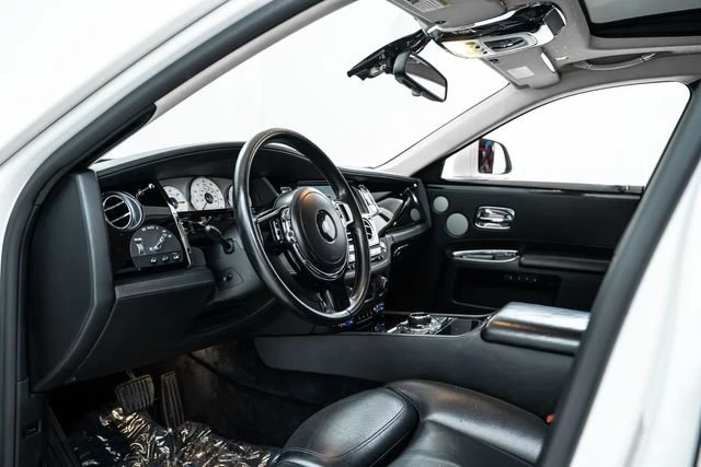 2016 Rolls-Royce Ghost 1st Gen - Image 5 of 9