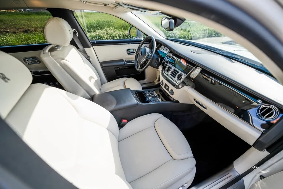 2016 Rolls-Royce Ghost 1st Gen - Image 3 of 8