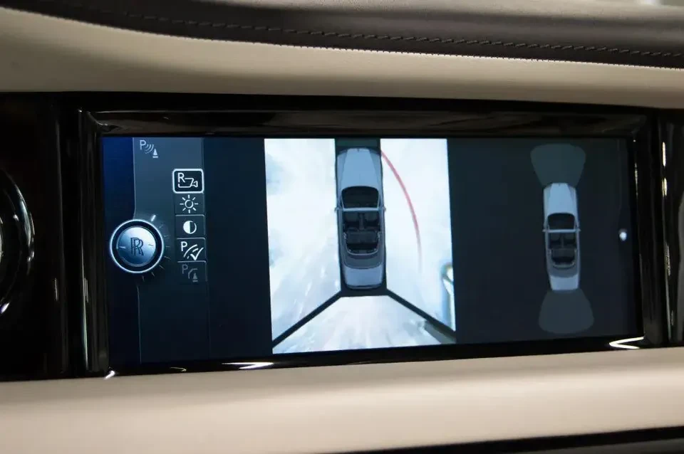 2016 Rolls-Royce Phantom VII - Image 10 of 19