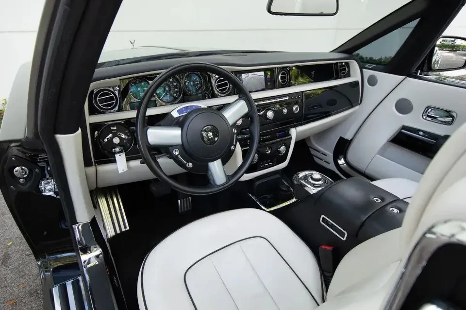 2016 Rolls-Royce Phantom VII - Image 7 of 18