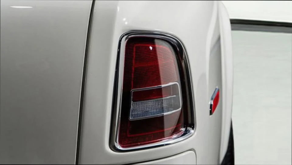 2016 Rolls-Royce Phantom VII - Image 13 of 20