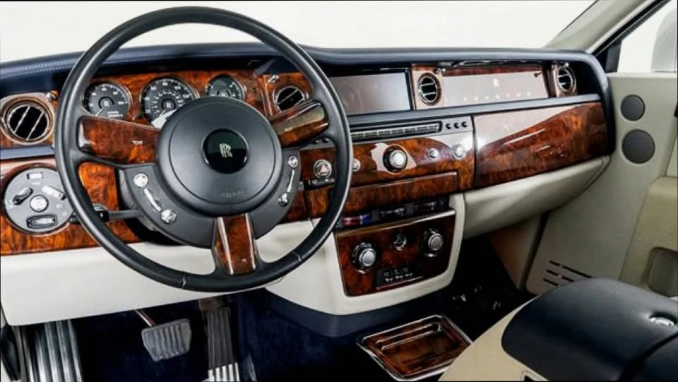 2016 Rolls-Royce Phantom VII - Image 2 of 20