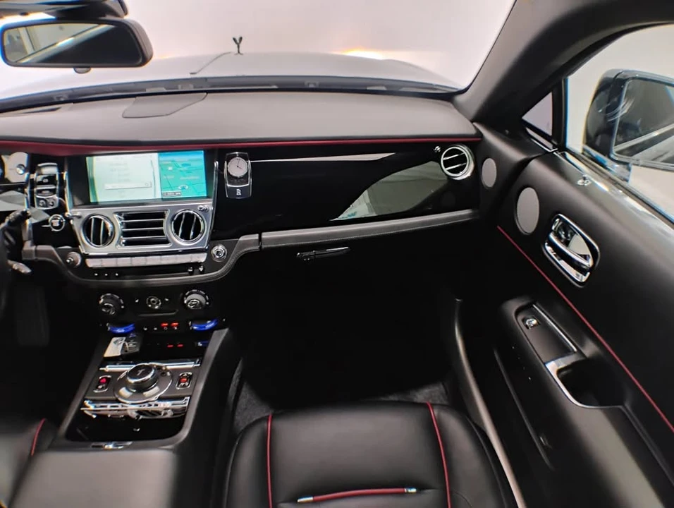 2016 Rolls-Royce Wraith 2nd Gen - Image 15 of 19