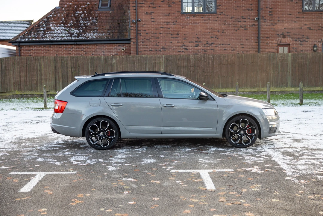 2016 Skoda - Image 14 of 31