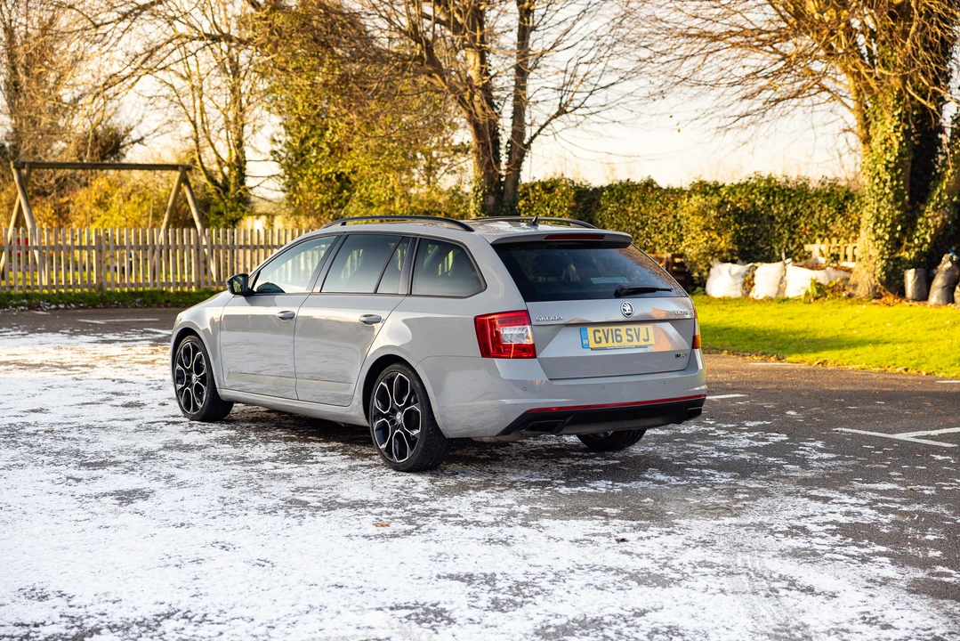 2016 Skoda - Image 17 of 31