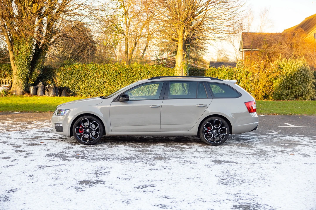 2016 Skoda - Image 18 of 31