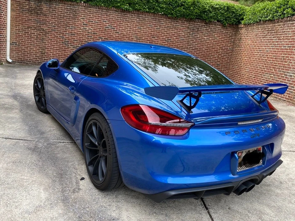 2016 Porsche 981 Cayman GT4 - Image 8 of 8